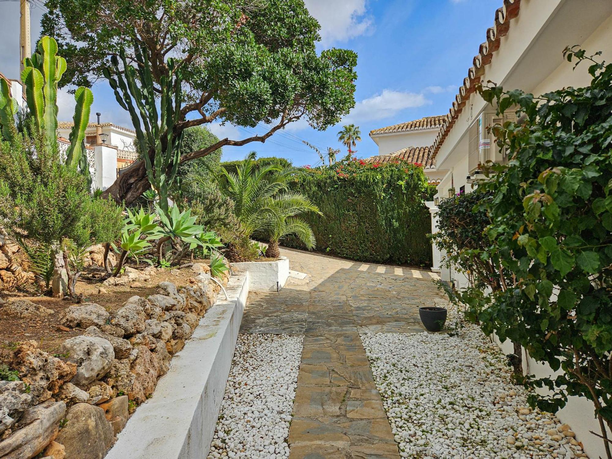 Villa Las Mariposas In La Sierrezuela, Mijas Costa Михас-Коста Экстерьер фото